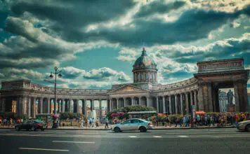 Что обязательно надо посетить в Санкт-Петербурге