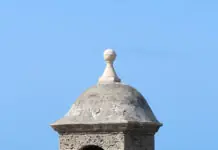 Старый город Картахены за крепостными стенами