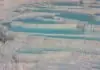 Белые травертиновые террасы Памуккале с бирюзовой термальной водой